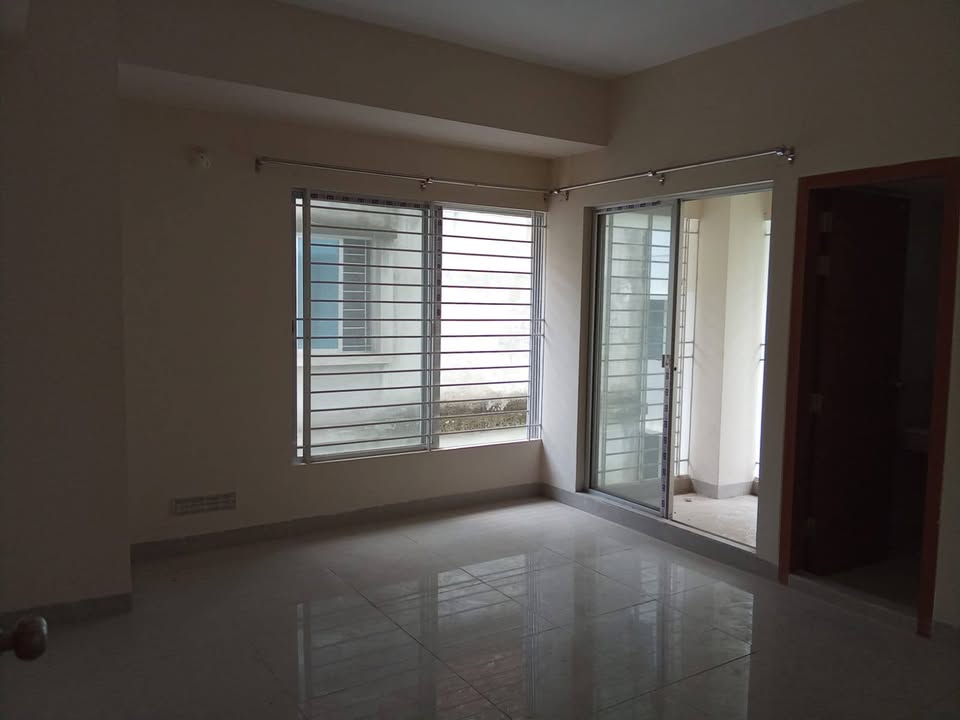 3 Bed 4 Bath 1756 Brand new Apartment for sale