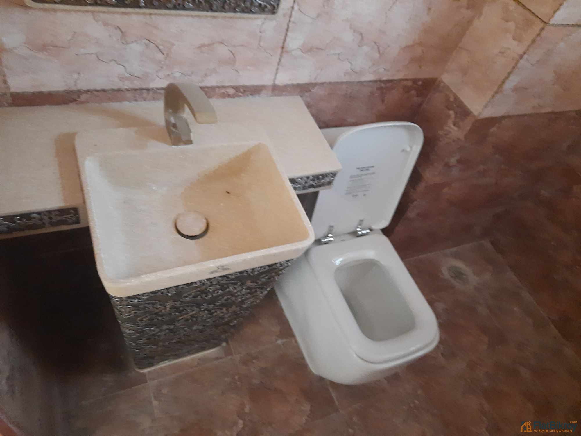 1950 sft flat for sale, Bashundhara j block
