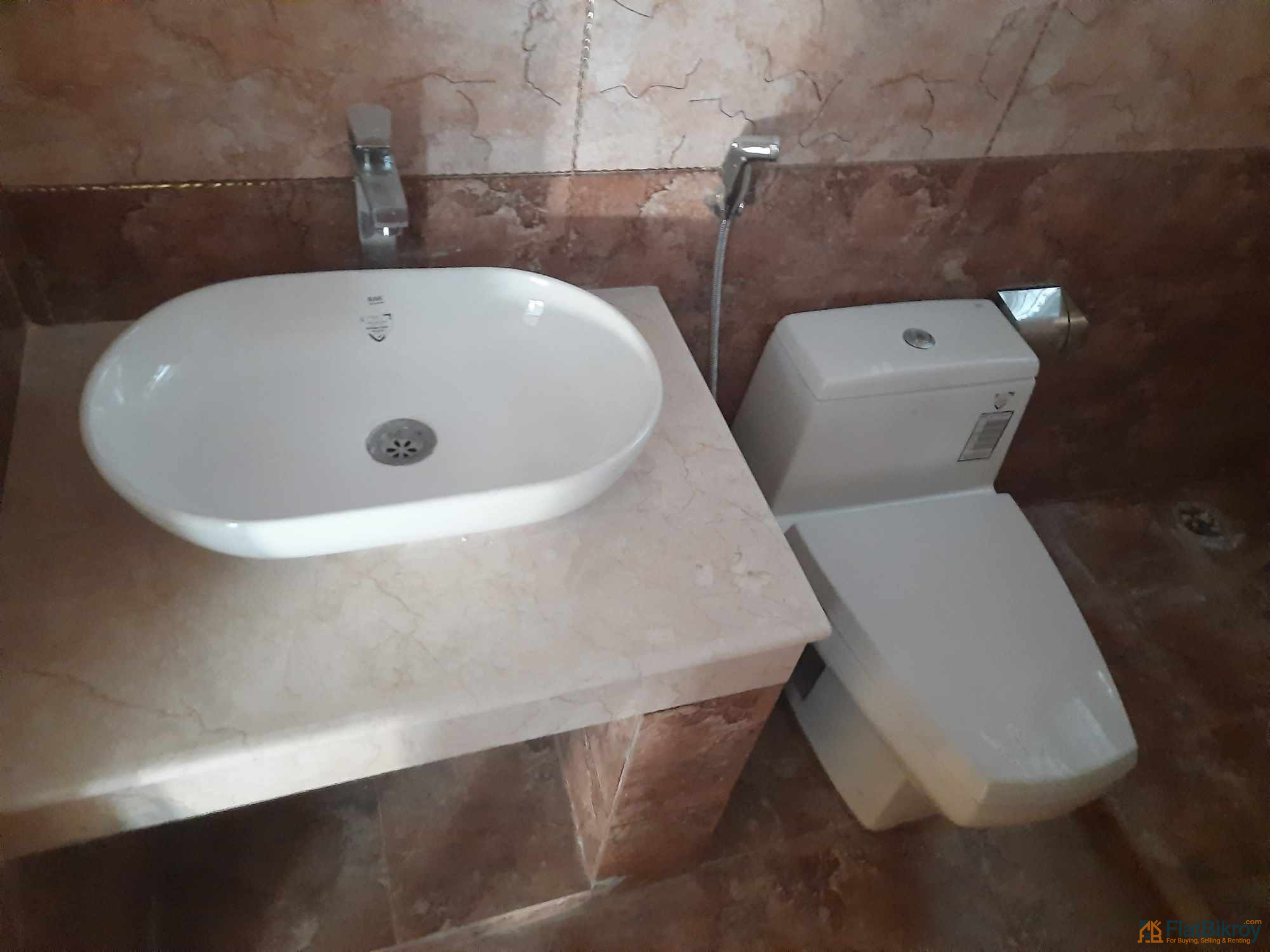 1950 sft flat for sale, Bashundhara j block