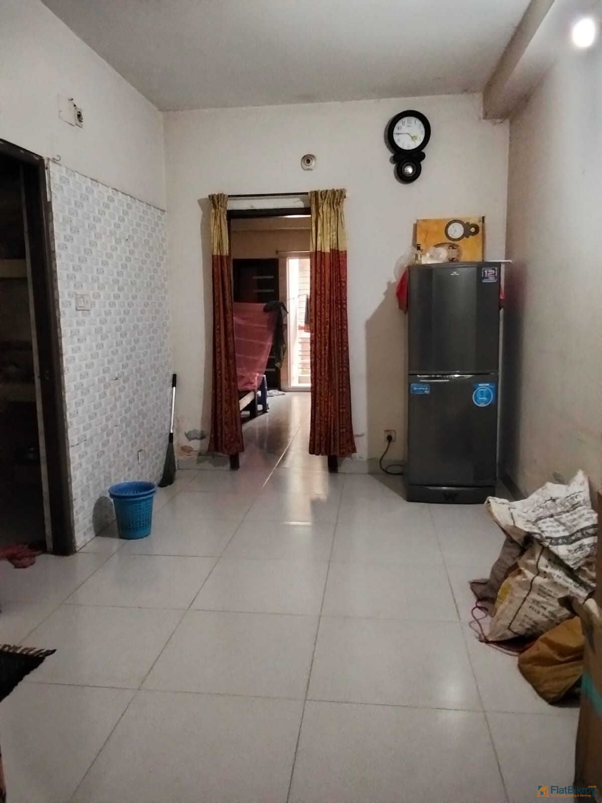 মাত্র ৩৬ লাখ টাকায়, ৮৩২ স্কয়ারফিট ফ্ল্যাট মধ্যবাড্ডা স্বাধীনতা স্বরনী।